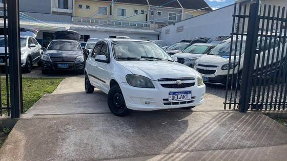 CHEVROLET CELTA 1.0 MPFI ADVANTAGE 8V FLEX 4P MANUAL CHEVROLET CELTA 1.0 MPFI ADVANTAGE 8V FLEX 4P MANUAL